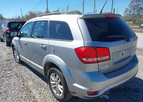 2016 Dodge Journey Sxt z USA, uszkodzony, nr VIN 3C4PDDBG7GT160040